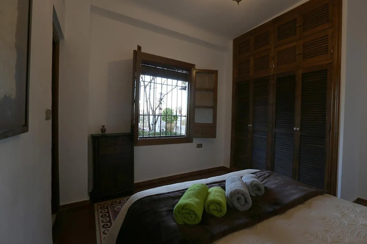 Apartamento Carmen en el Albaicín con Jardin y Vistas Granada 0*,  España